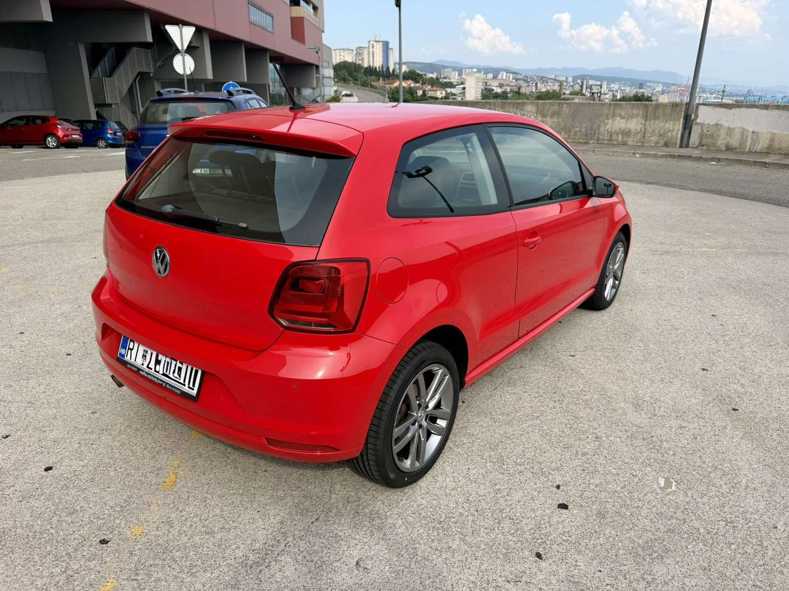 VW Polo 1,4 TDI HIGHLINE #KOŽA/ALCANTARA, AUTO KLIMA, ALU FELGE,PDC#, pogled izvana - slika 3
