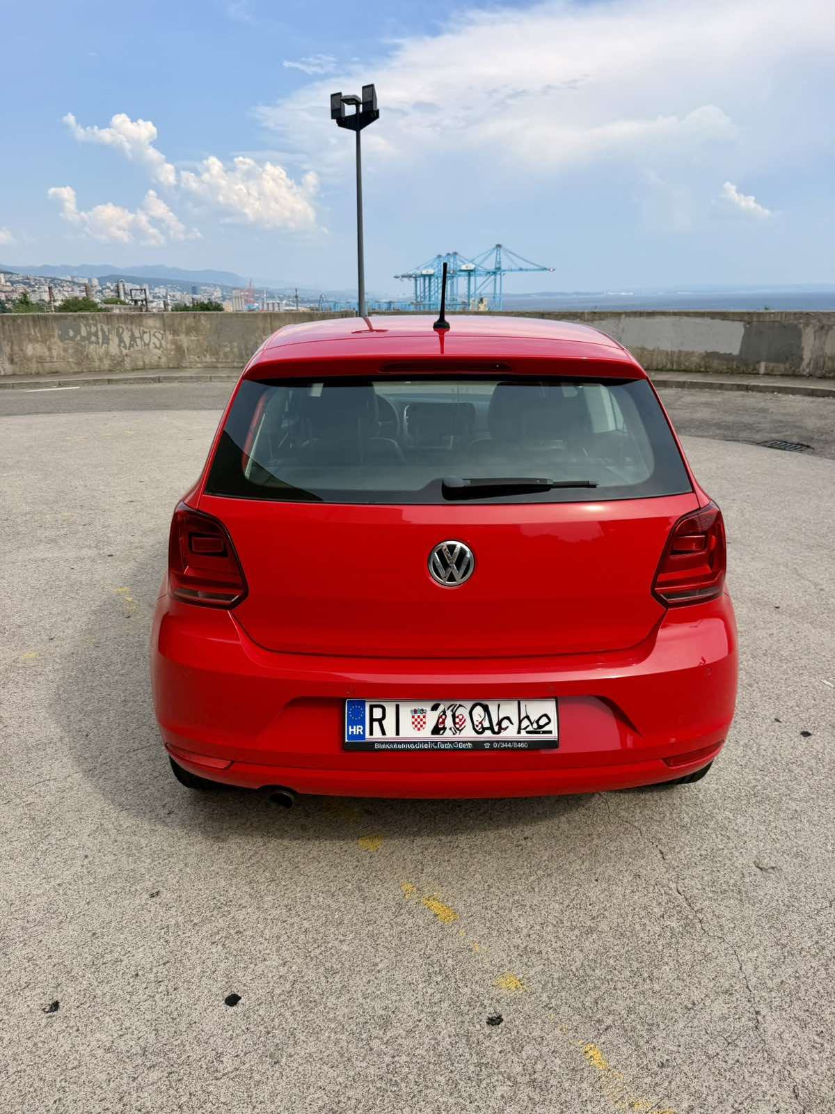 VW Polo 1,4 TDI HIGHLINE #KOŽA/ALCANTARA, AUTO KLIMA, ALU FELGE,PDC#, fotografija 8