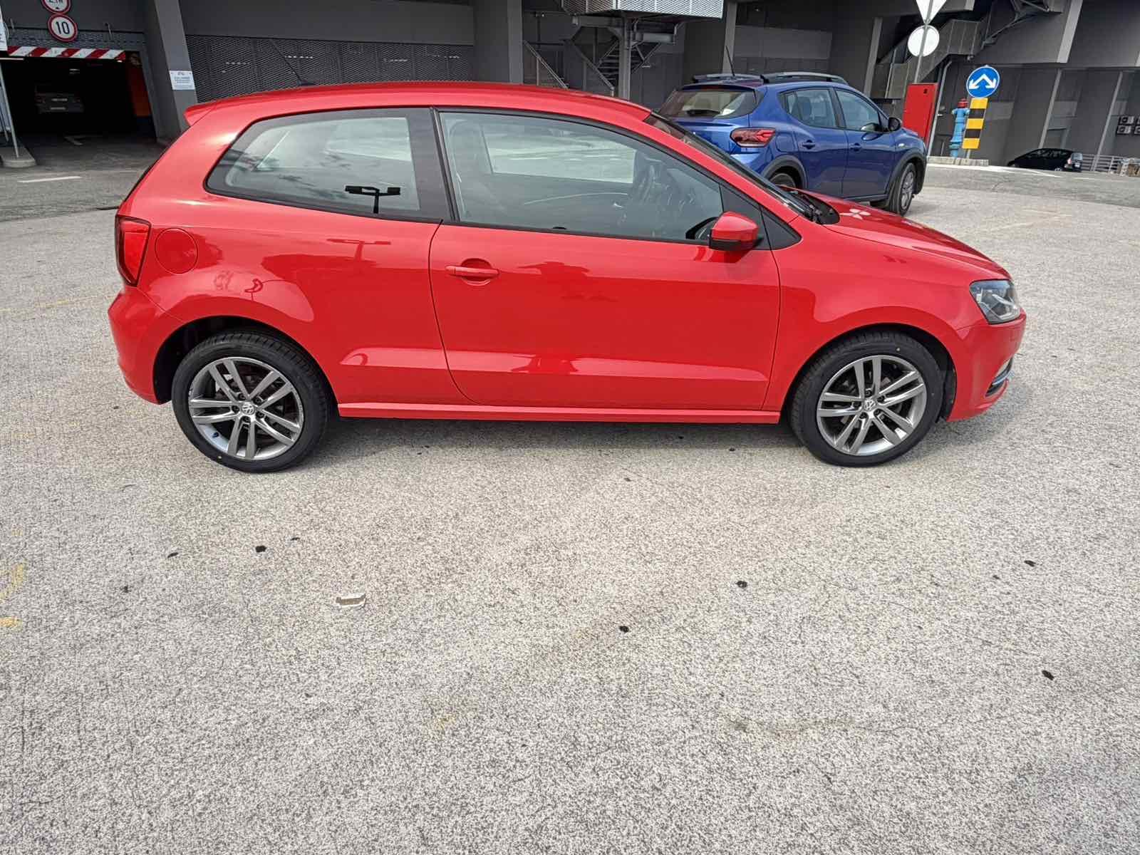 VW Polo 1,4 TDI HIGHLINE #KOŽA/ALCANTARA, AUTO KLIMA, ALU FELGE,PDC#, fotografija 6