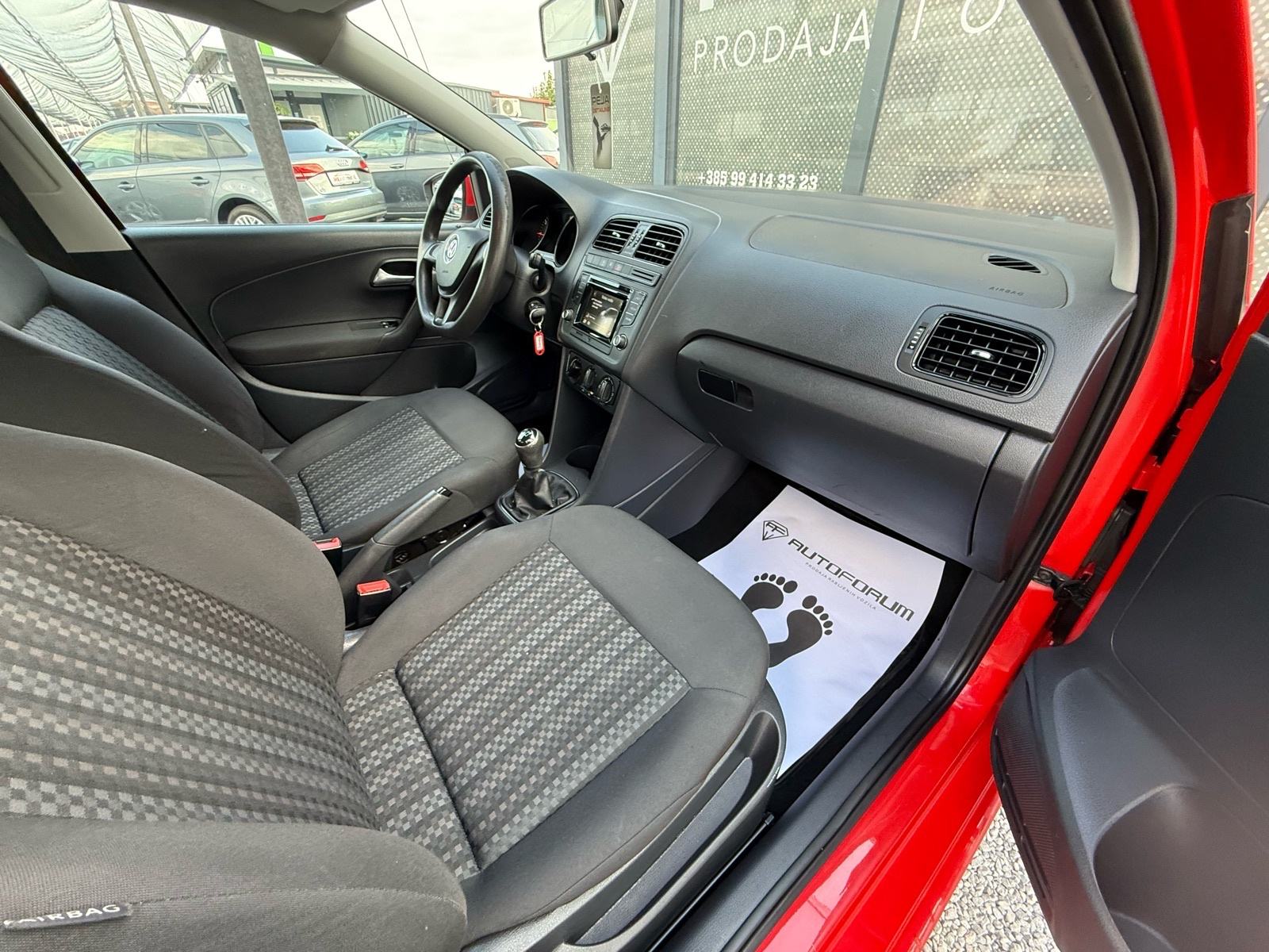 VW Polo 1,4 TDI * KLIMA * NA IME KUPCA *, fotografija 13