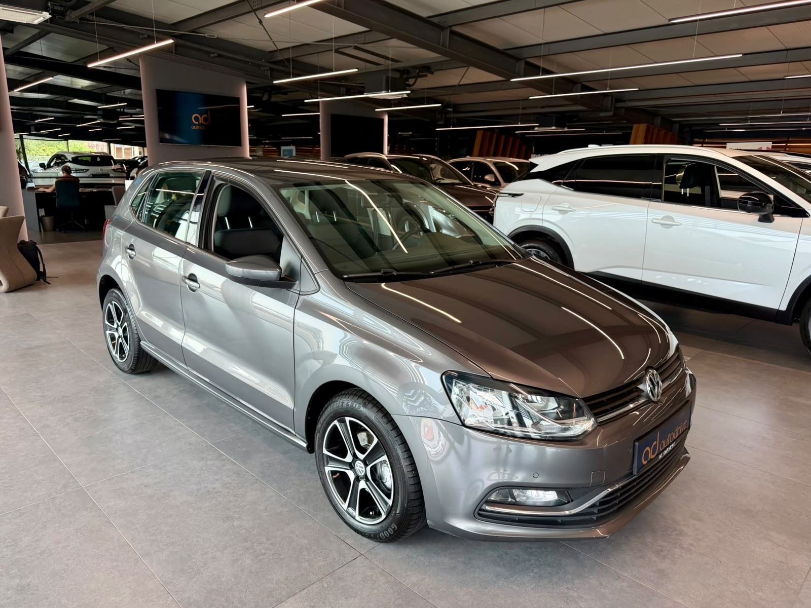 VW Polo 1,4 TDI • KLIMA • TEMPOMAT • ALU15" • AUTOKREDIT, fotografija 10