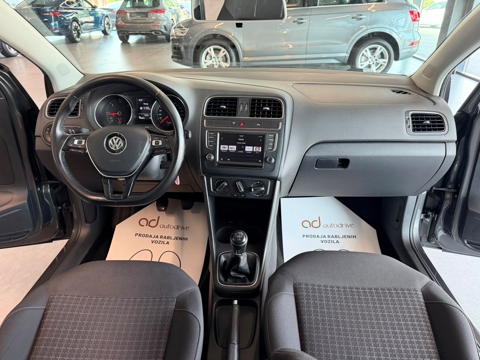 VW Polo 1,4 TDI • KLIMA • TEMPOMAT • ALU15" • AUTOKREDIT, fotografija 16