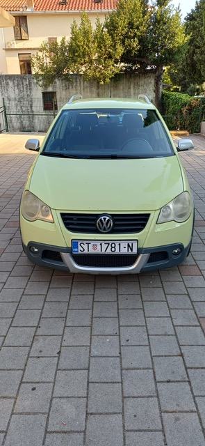VW Polo Cross 1,4 TDI - očuvan - pouzdan - mala potrošnja, fotografija 10