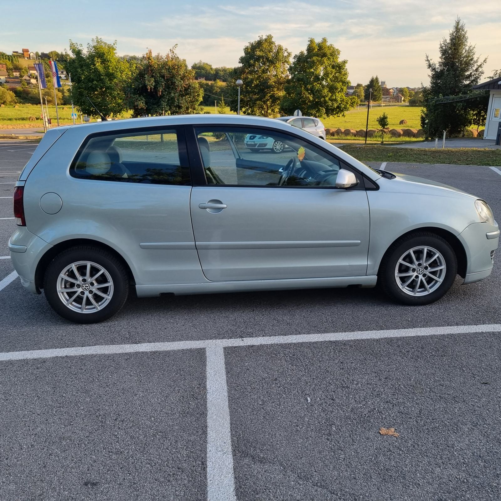 VW Polo 1,4 TDI ,Blue Motion,vlasnik vozila., pogled izvana - slika 2