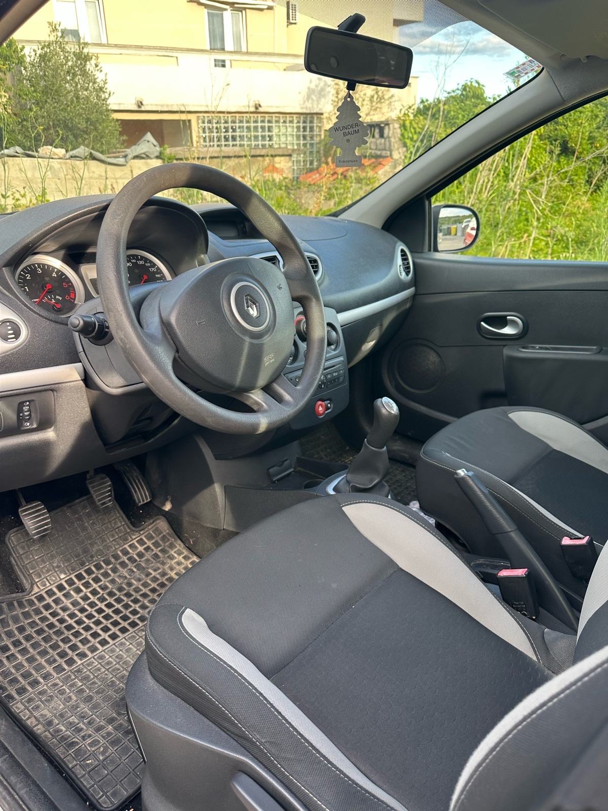 Renault Clio 1.5 dci, fotografija 5