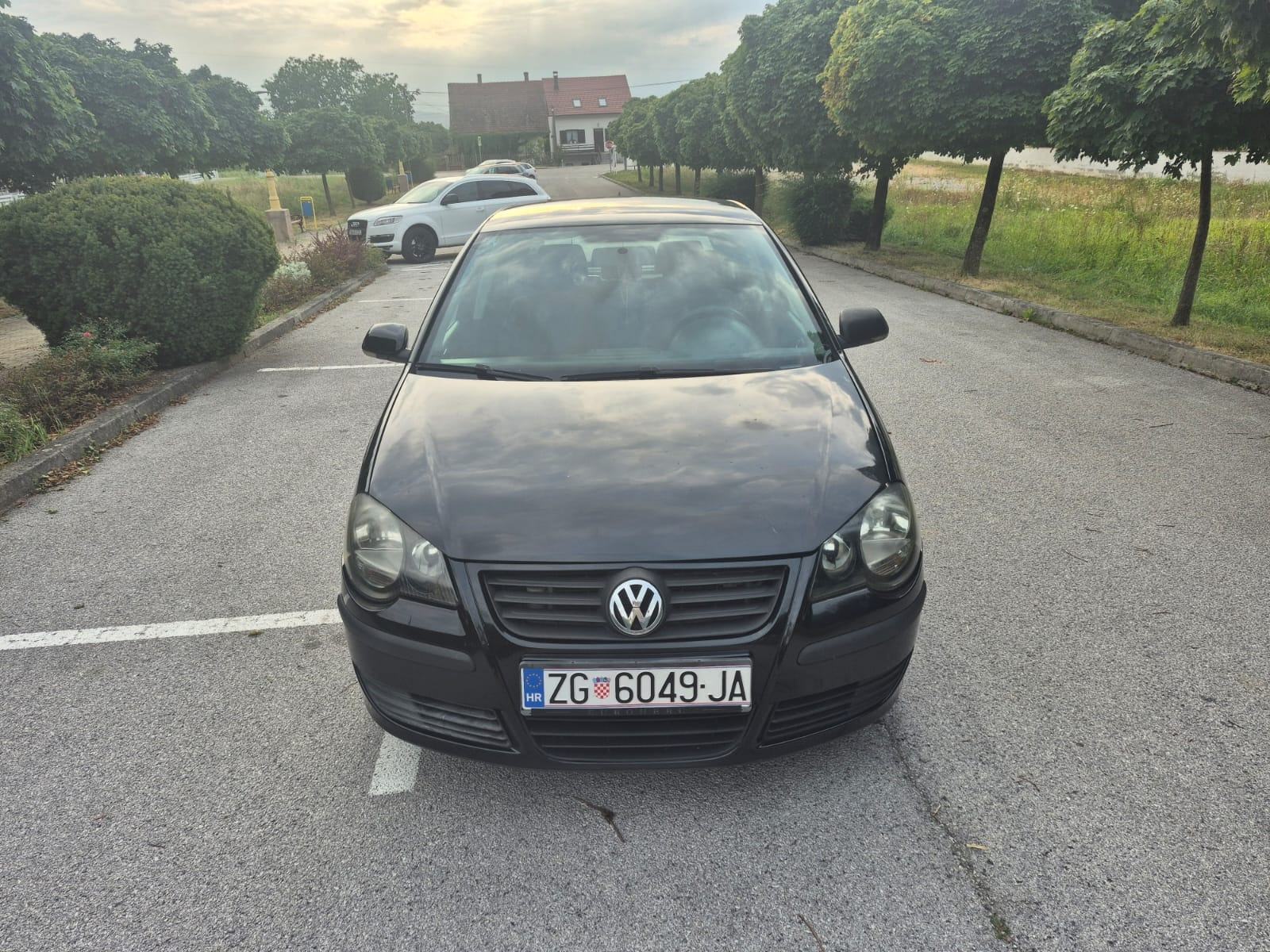 VW Polo 1,4 TDI COMFORTLINE PRV VLA KLIMA TOP STANJE GARAZIRAN, fotografija 5