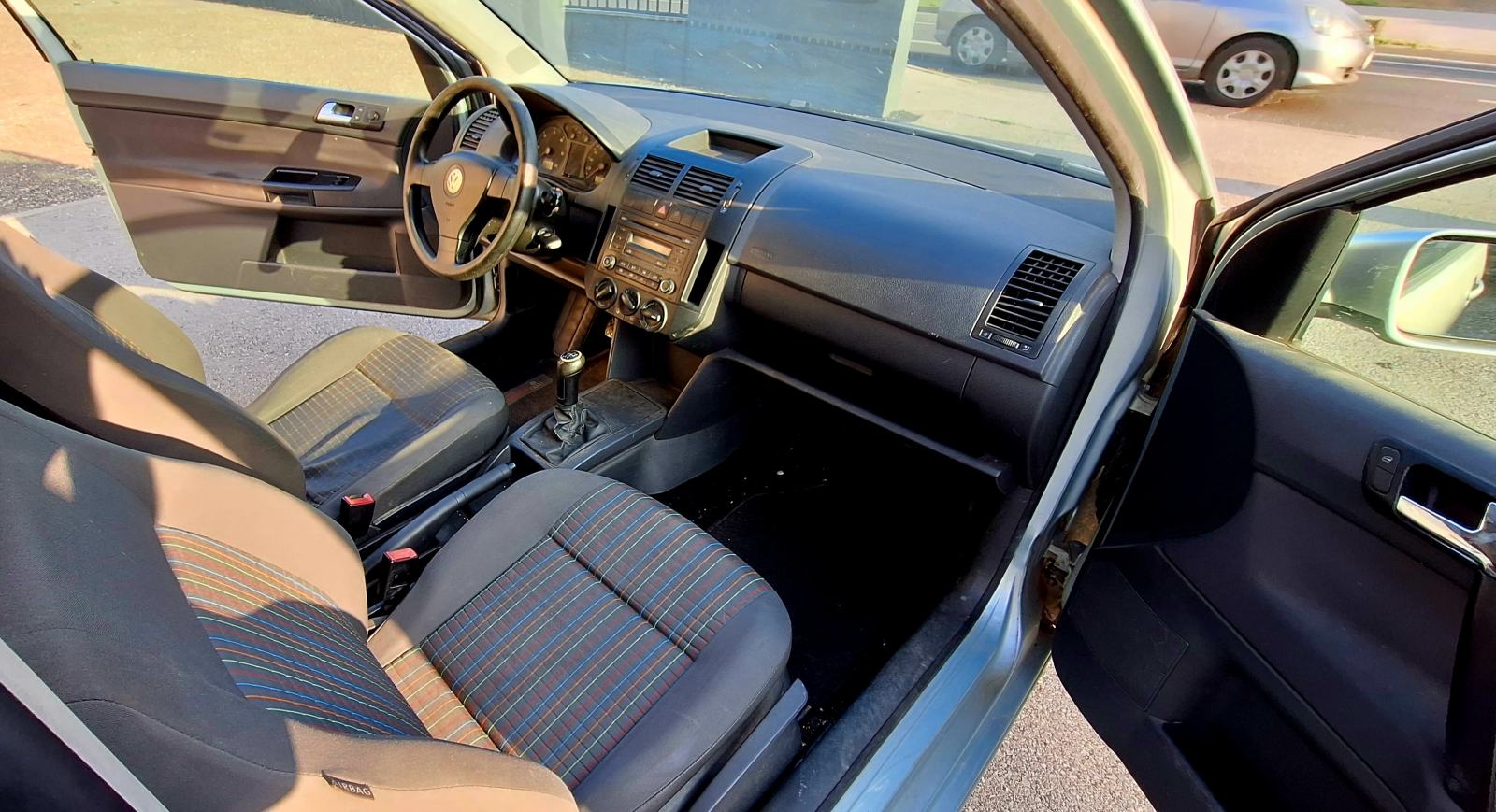 VW Polo 1,4 TDI - SPORTLINE, fotografija 6