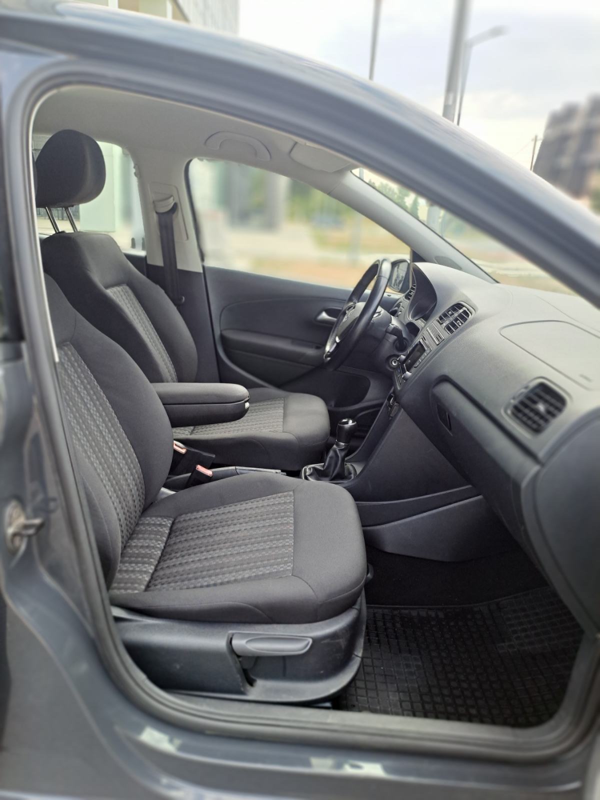 VW Polo 1,4 TDI, fotografija 12