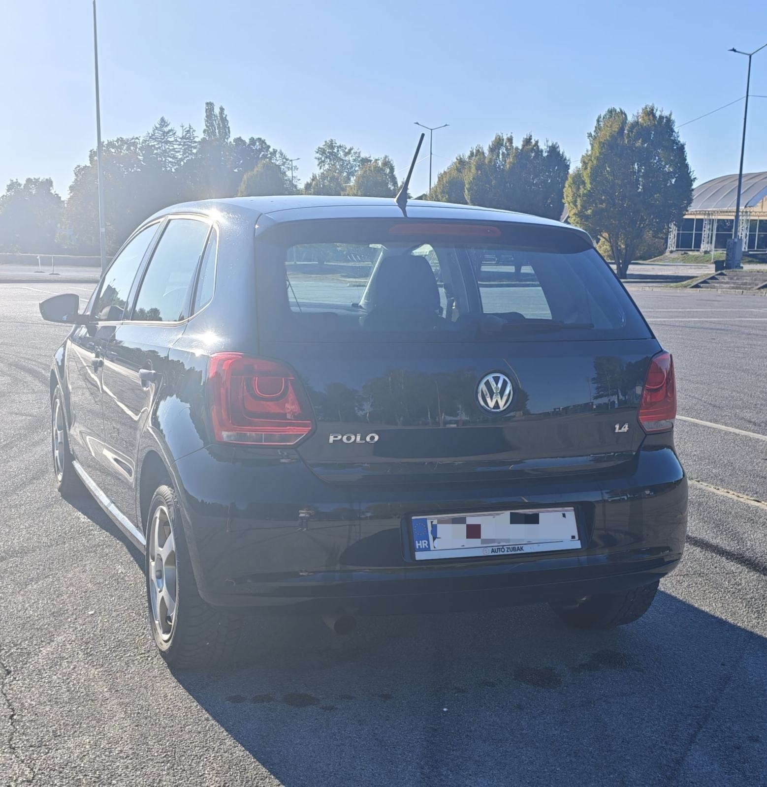 VW Polo 1.4 Trendline, 2014., 83.000 km, reg. do 08/2027, fotografija 2