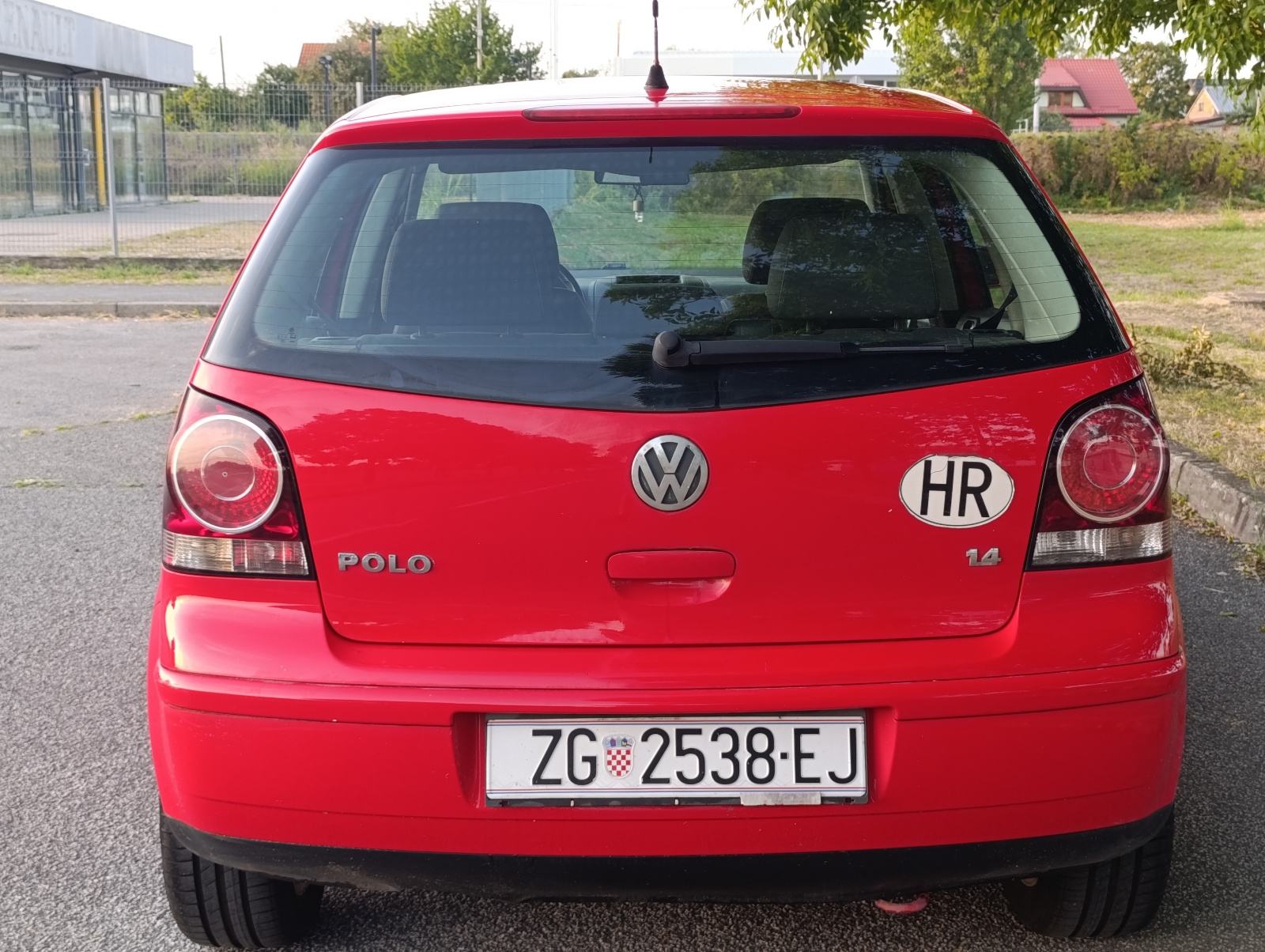 VW Polo 1,4i, 136.000 km, kupljen u Hrvatskoj, fotografija 4