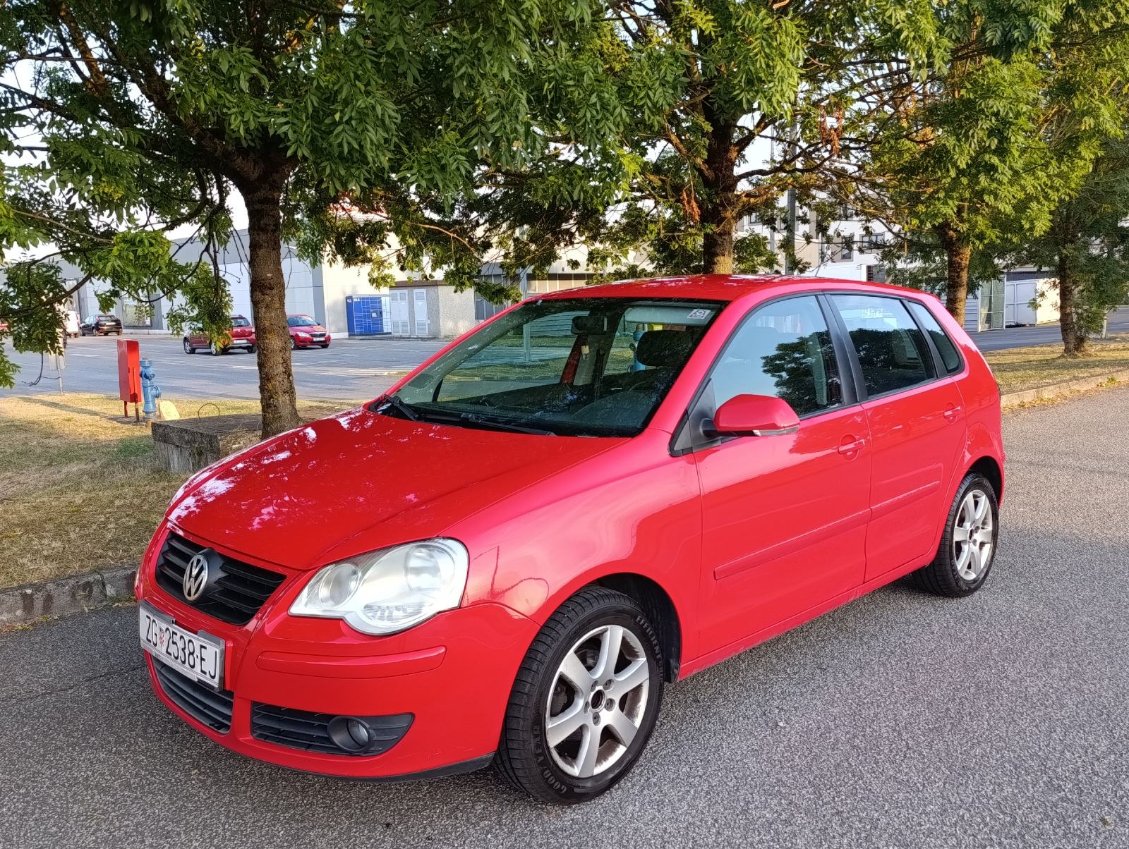 VW Polo 1,4i, 136.000 km, kupljen u Hrvatskoj, fotografija 9