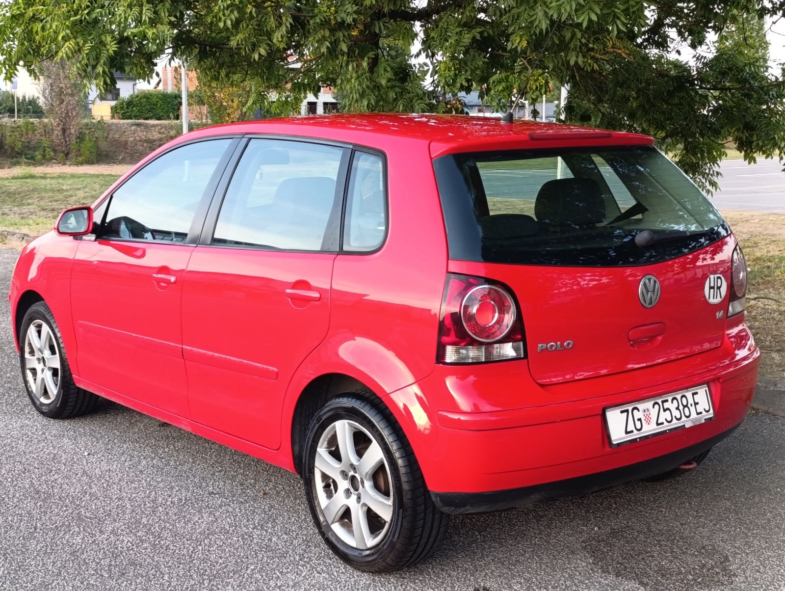 VW Polo 1,4i, 136.000 km, kupljen u Hrvatskoj, fotografija 3