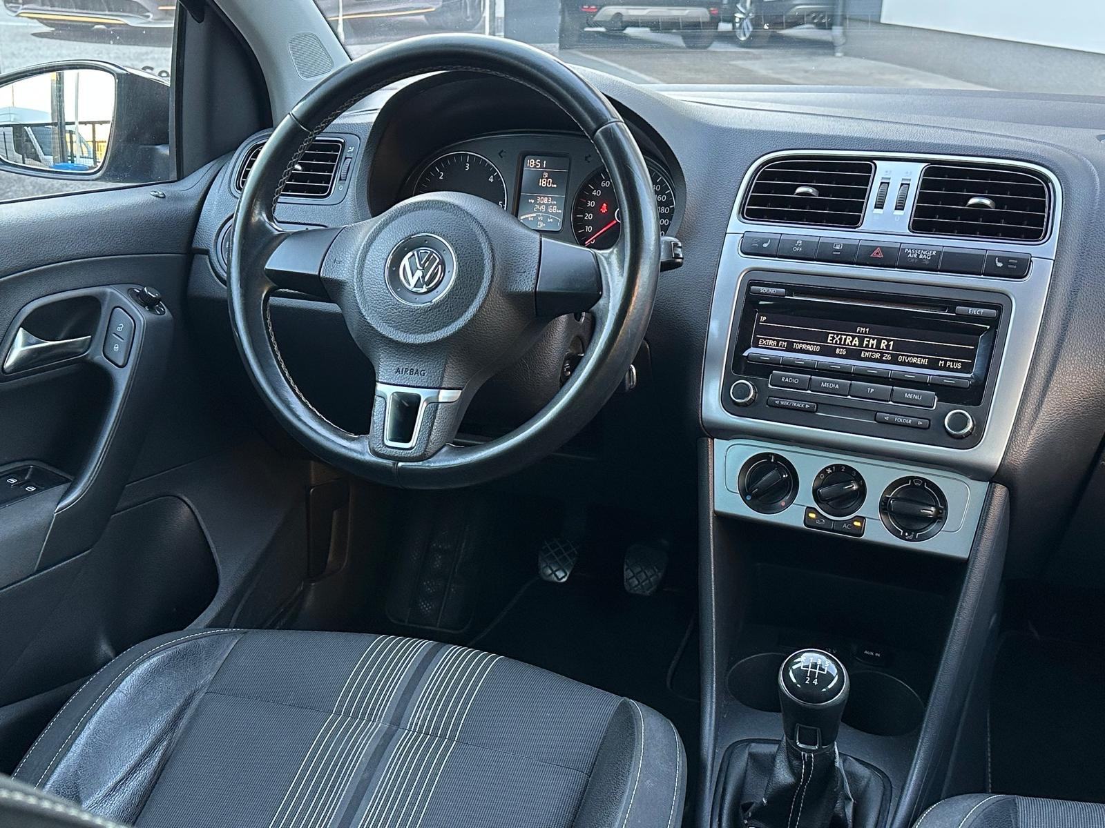 VW Polo 1,6 TDI 2012G.MATCH OPREMA REDIZAJN MODEL TOP STANJE SERVISNA, fotografija 10