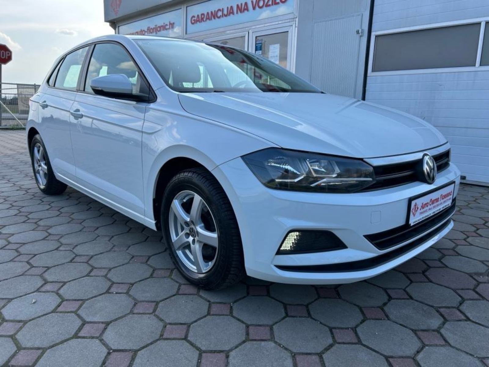 VW Polo 1,6 TDI 2019.,1.VLASNIK, HR VOZILO, SERVISNA, 5-VRATA, ALU..., fotografija 3