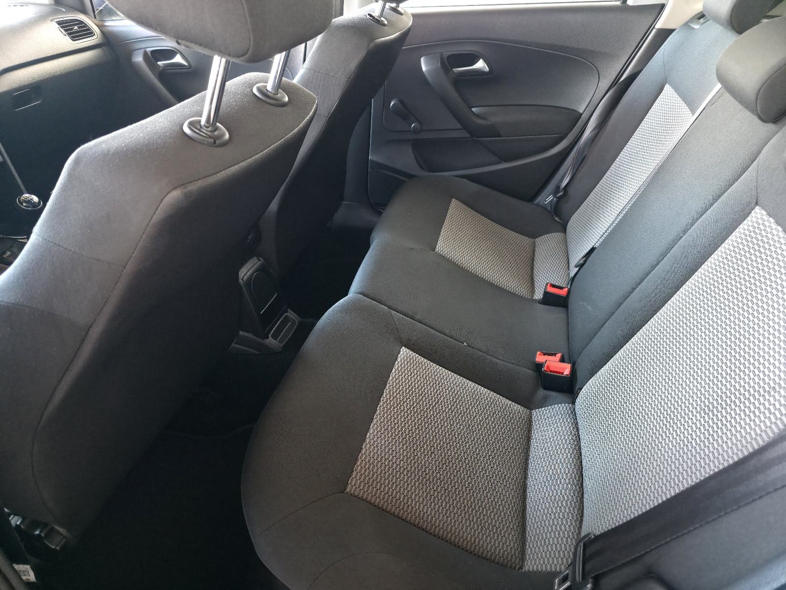 VW Polo 1,6 TDI 66 kw 2012 godina Reg 5/2027, fotografija 15