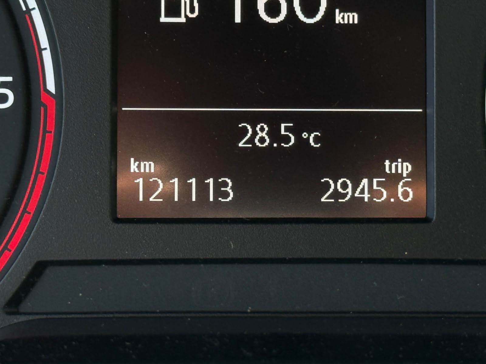VW Polo 1,6 TDI 70KW model 2019 samo 95TKM HR VOZILO U PDV-u SERVISNA, fotografija 15