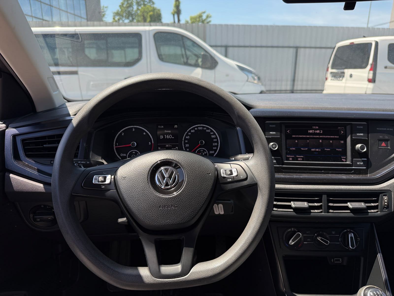 VW Polo 1,6 TDI 70KW model 2019 samo 95TKM HR VOZILO U PDV-u SERVISNA, fotografija 14