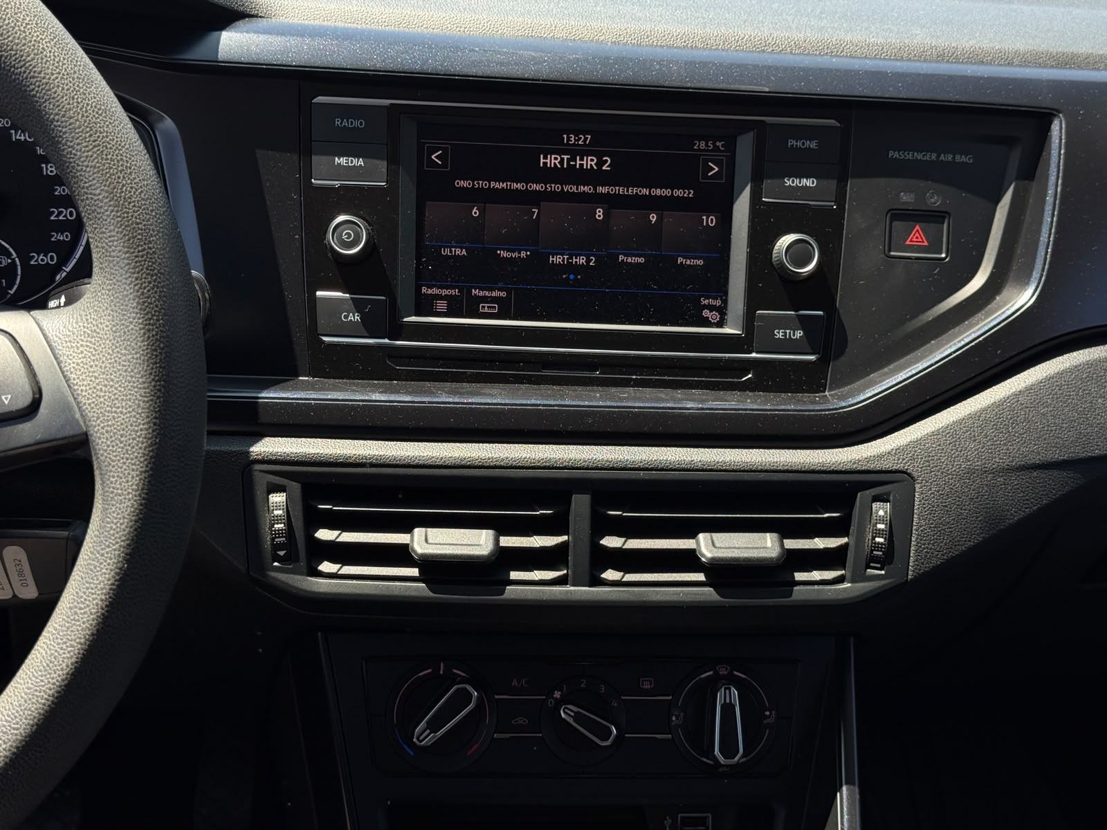 VW Polo 1,6 TDI 70KW model 2019 samo 95TKM HR VOZILO U PDV-u SERVISNA, fotografija 19