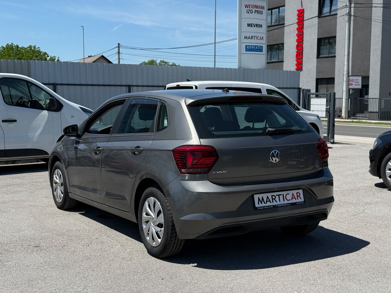 VW Polo 1,6 TDI 70KW model 2019 samo 95TKM HR VOZILO U PDV-u SERVISNA, fotografija 4