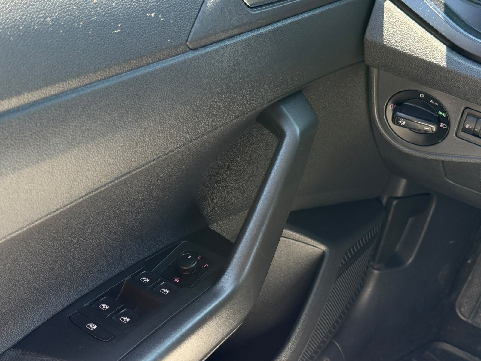 VW Polo 1,6 TDI 70KW model 2019 samo 95TKM HR VOZILO U PDV-u SERVISNA, fotografija 10
