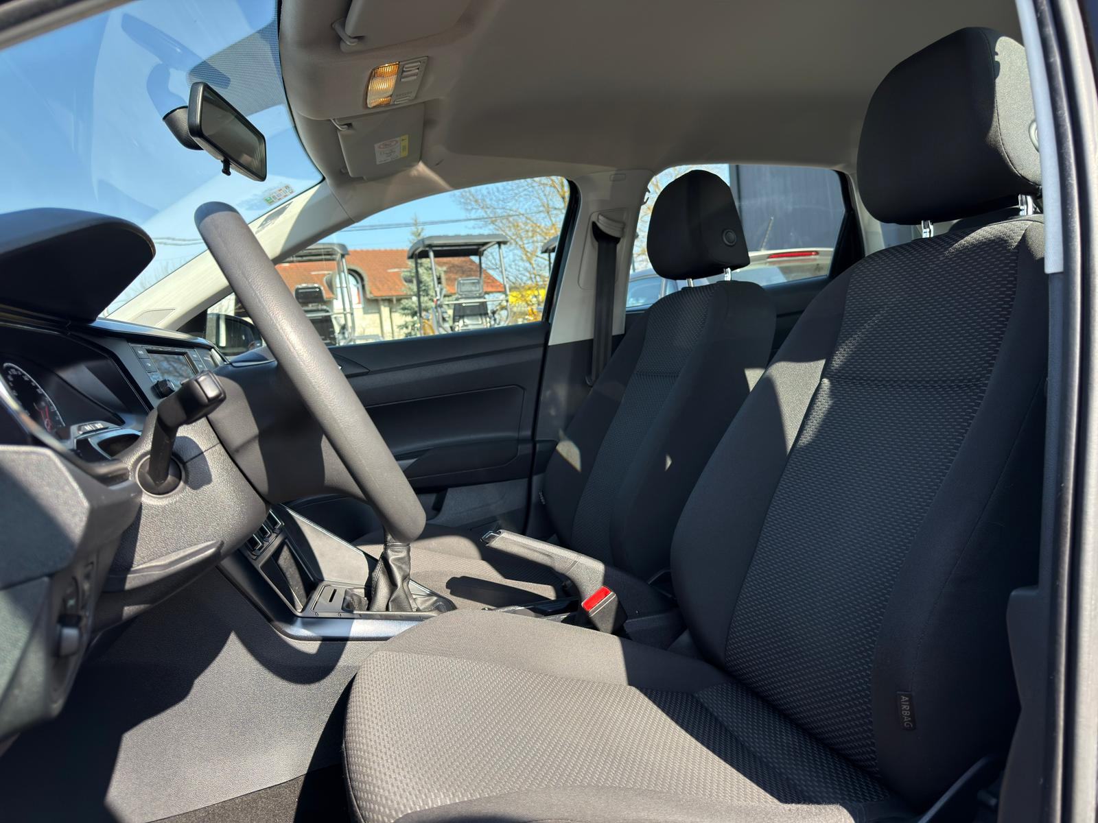 VW Polo 1,6 TDI 70KW model 2019 samo 95TKM HR VOZILO U PDV-u SERVISNA, fotografija 15