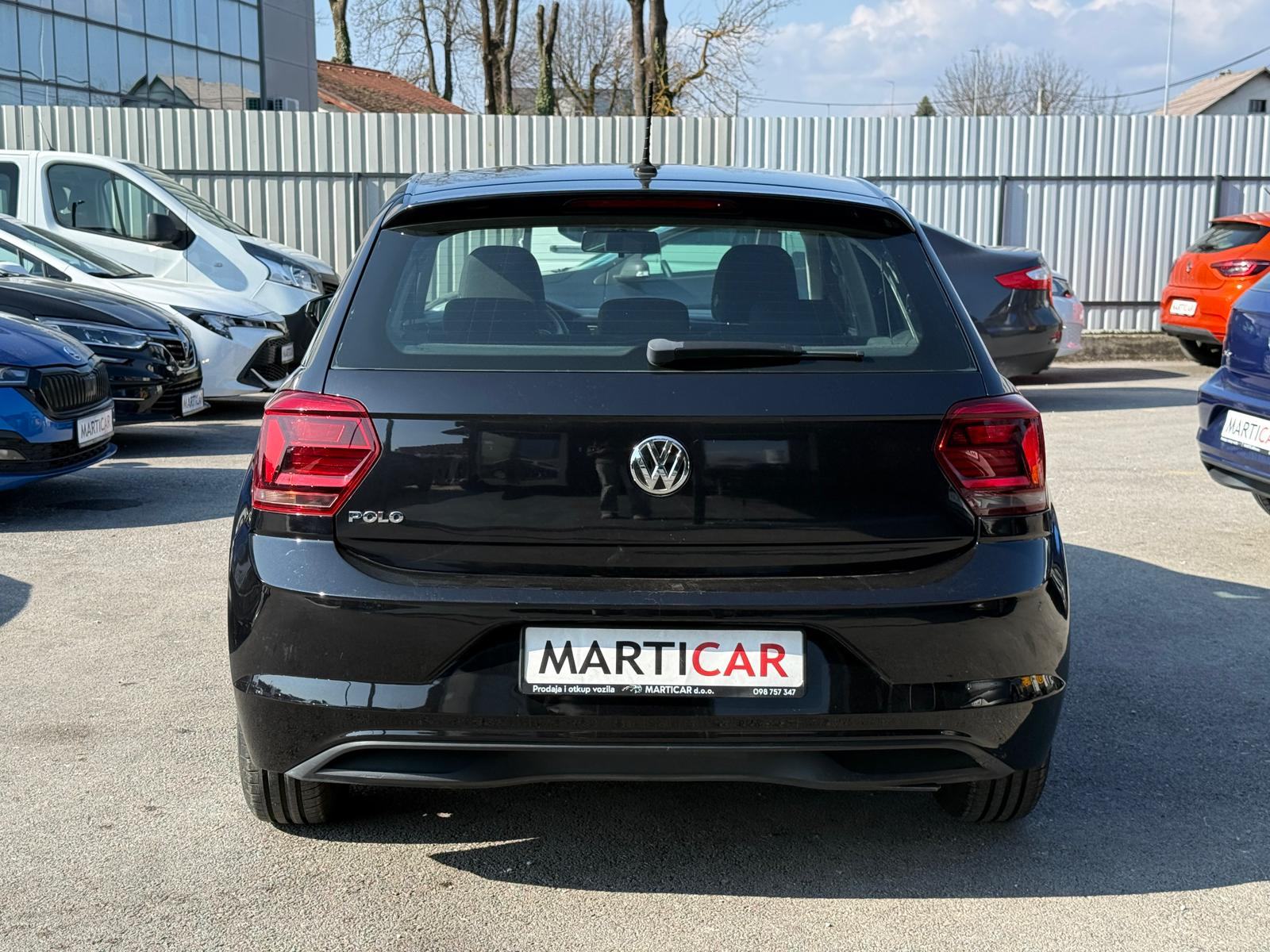 VW Polo 1,6 TDI 70KW model 2019 samo 95TKM HR VOZILO U PDV-u SERVISNA, fotografija 3