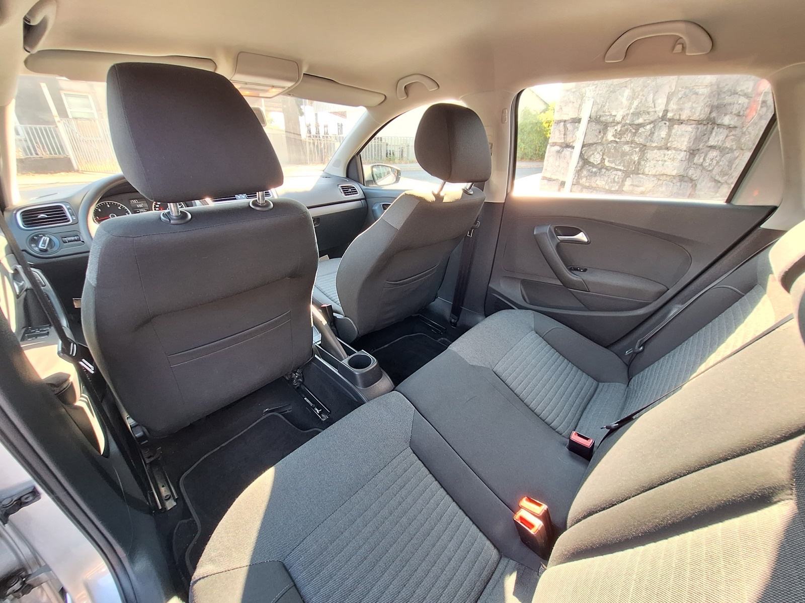 VW Polo 1,6 TDI 90 KS, fotografija 19