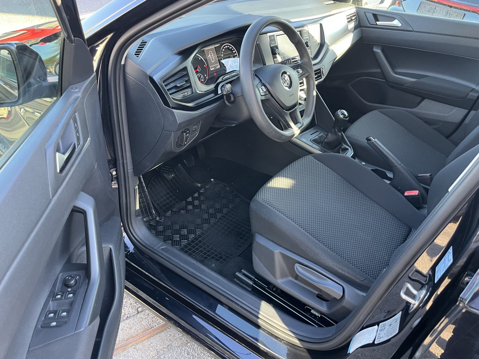 VW Polo 1,6 TDI 95 KS 1.VL Nije uvoz Jamstvo 1G, fotografija 9