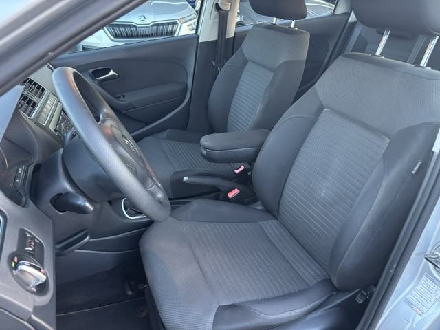 VW Polo 1,6 TDI Alu Park senzori Multimedia, fotografija 11