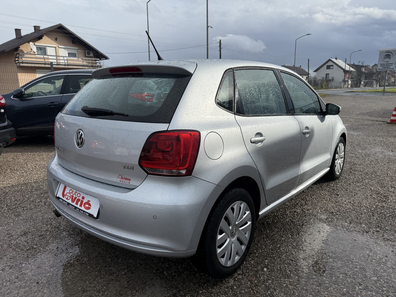 VW Polo 1,6 TDI Comfortline - PARKING SENZORI - GARANCIJA, fotografija 4