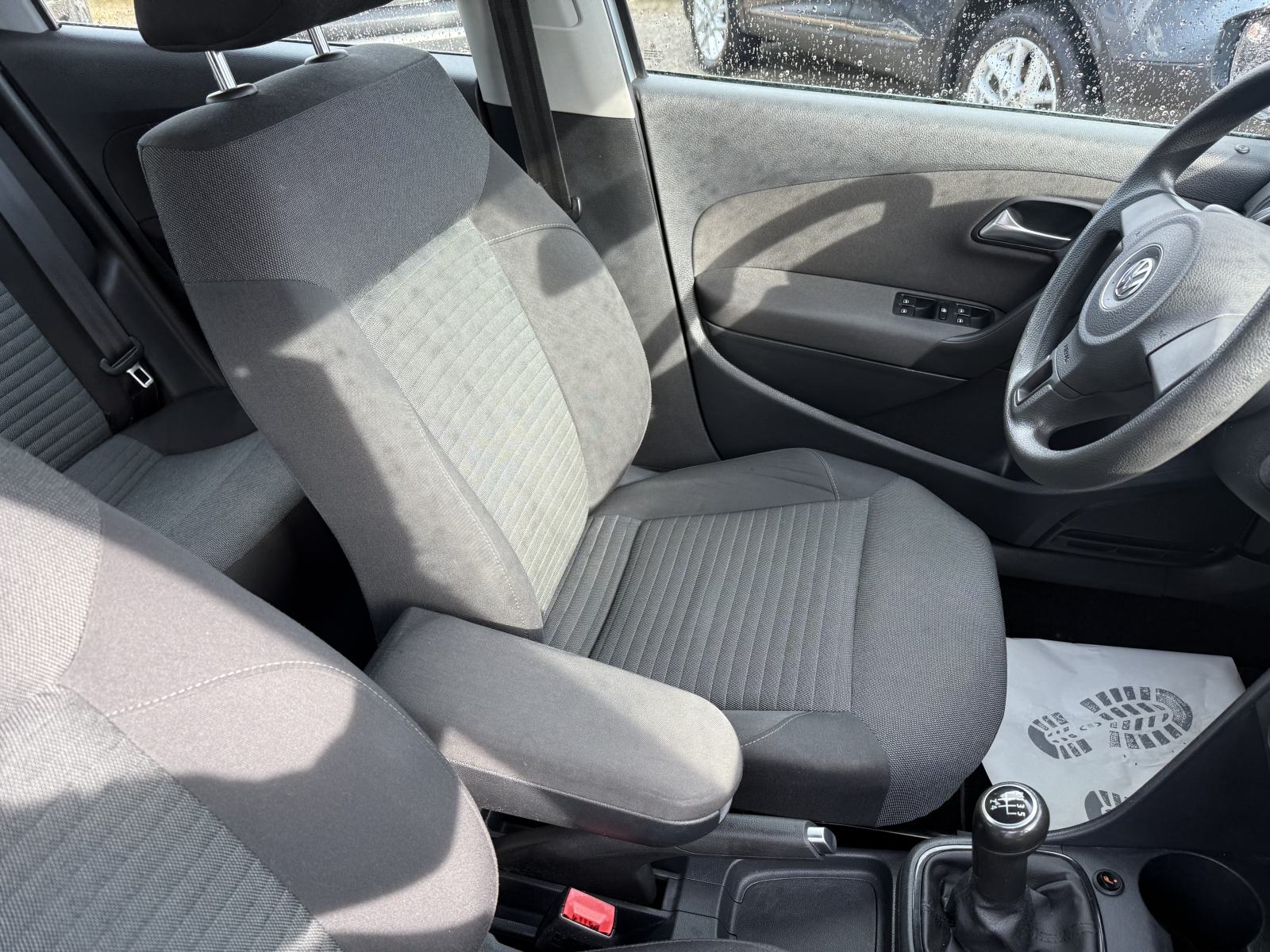 VW Polo 1,6 TDI Comfortline - PARKING SENZORI - GARANCIJA, fotografija 19