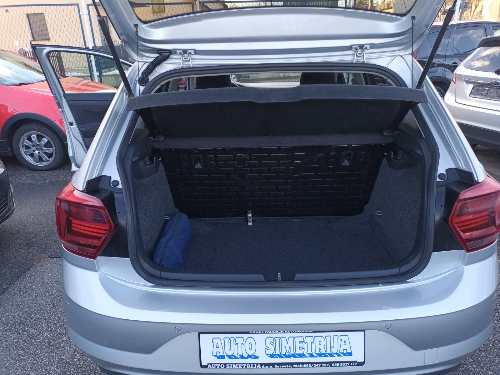 VW Polo 1,6 TDI COMFORTLINE, fotografija 15