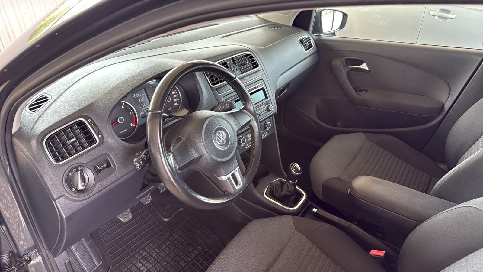 VW Polo 1,6 TDI CONFORTLINE, fotografija 10