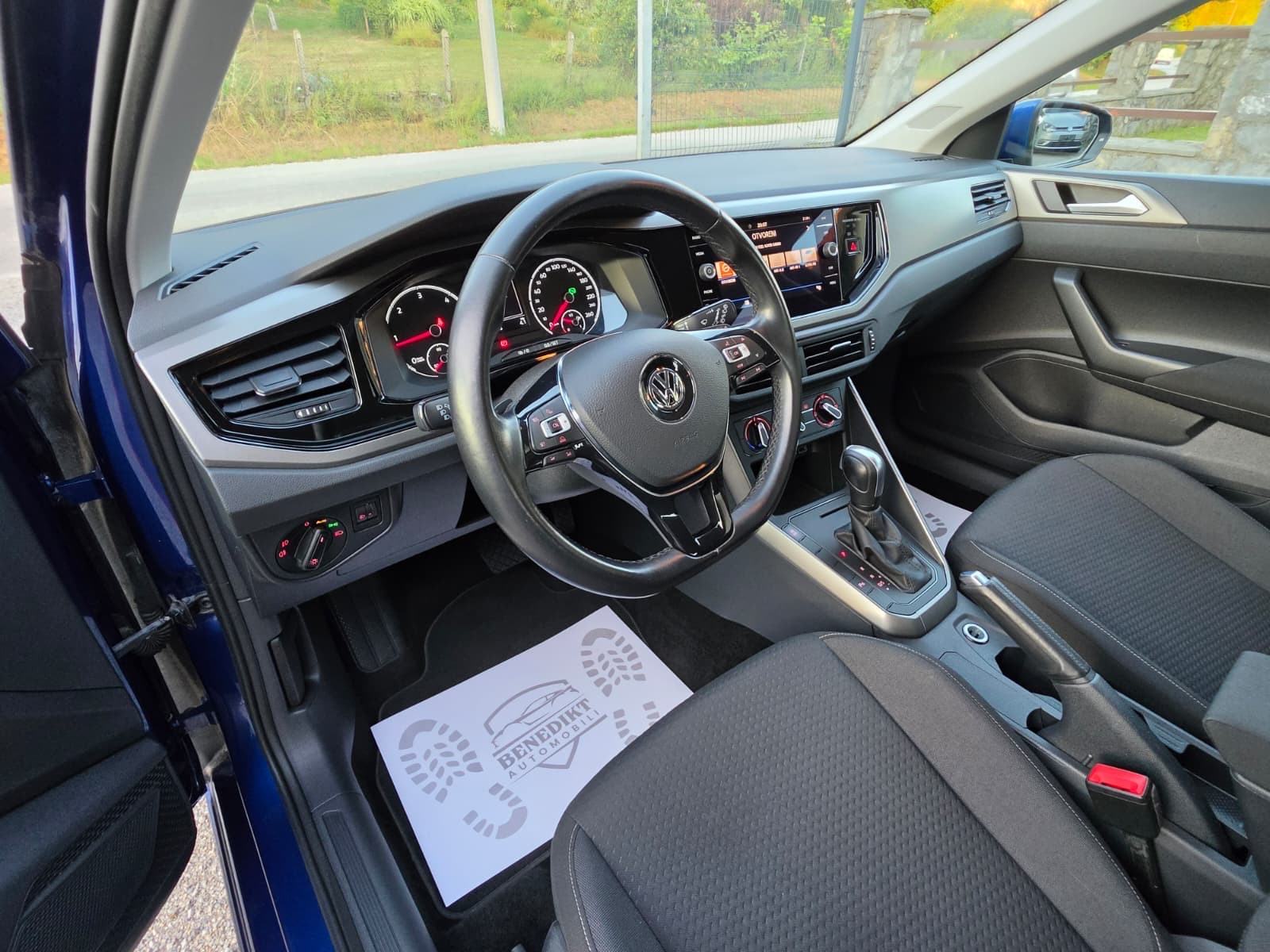 VW Polo 1,6 TDI — DSG, fotografija 18