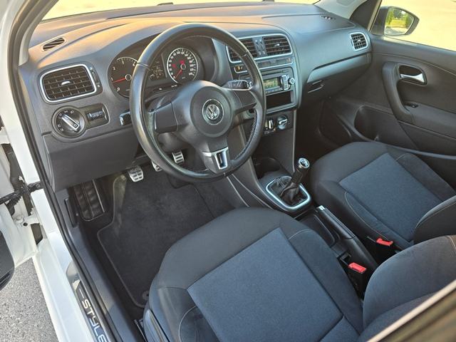 *VW POLO 1.6 TDI STYLE-KLIMA-4xEPS-SERVISNA-1VL-PRVA BOJA-TOP STANJE*, fotografija 11