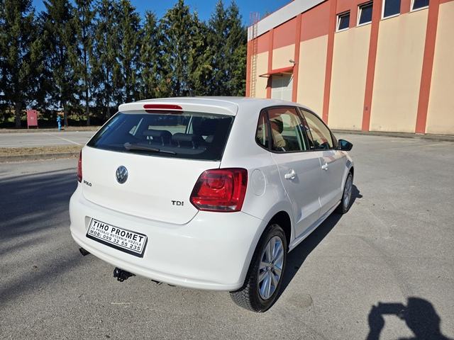 *VW POLO 1.6 TDI STYLE-KLIMA-4xEPS-SERVISNA-1VL-PRVA BOJA-TOP STANJE*, fotografija 6