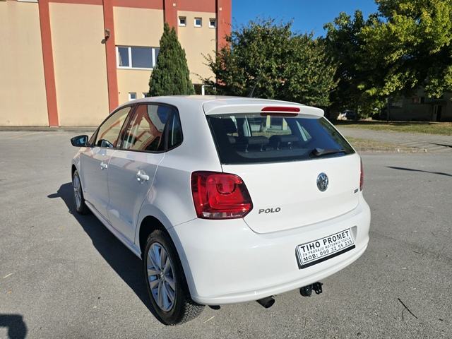 *VW POLO 1.6 TDI STYLE-KLIMA-4xEPS-SERVISNA-1VL-PRVA BOJA-TOP STANJE*, fotografija 4