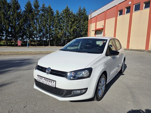 *VW POLO 1.6 TDI STYLE-KLIMA-4xEPS-SERVISNA-1VL-PRVA BOJA-TOP STANJE*, fotografija 9