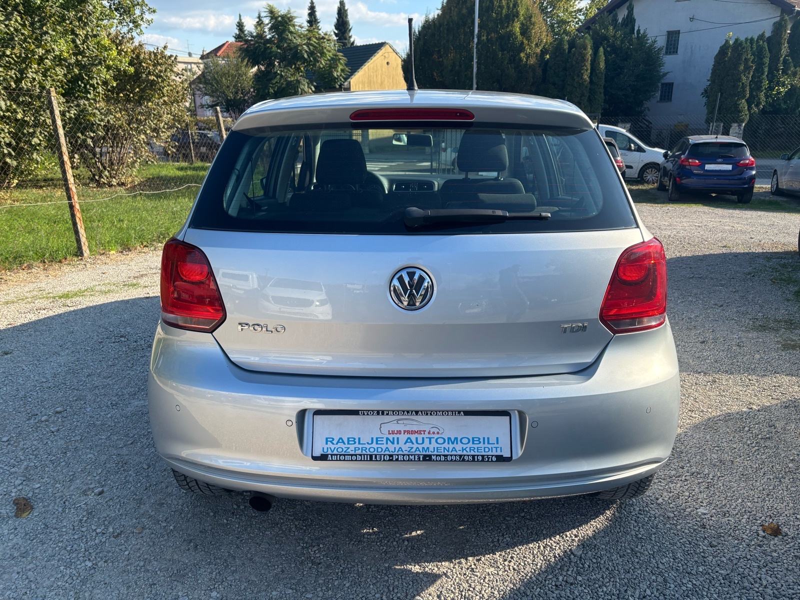 VW Polo 1,6 TDI-KLIMA-5 VRATA-NEMA 5%-V+M SERVIS, fotografija 6