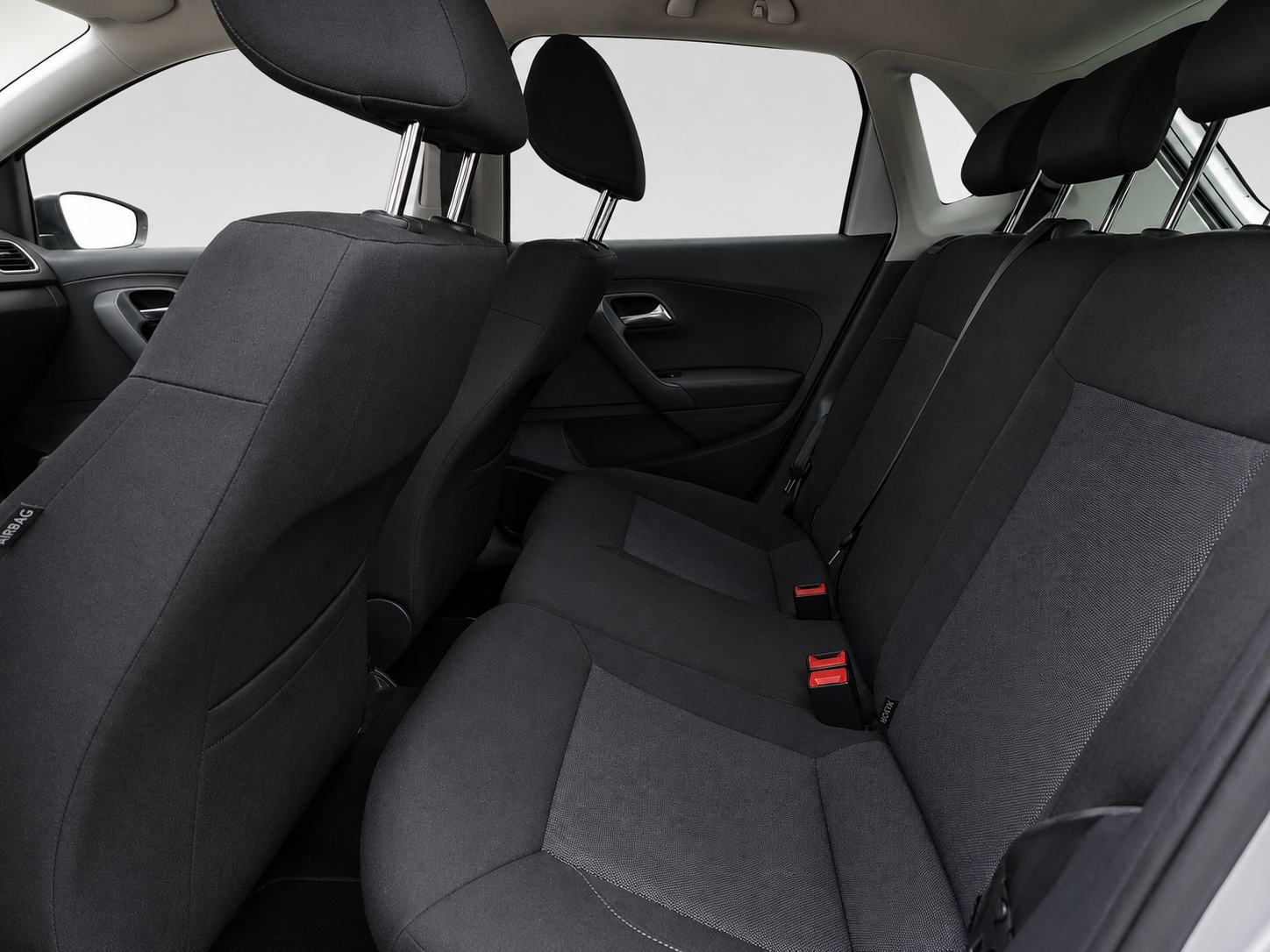VW Polo 1,6 TDI style, nove ljetne i zimske gume, park senzor,tempomat, fotografija 20