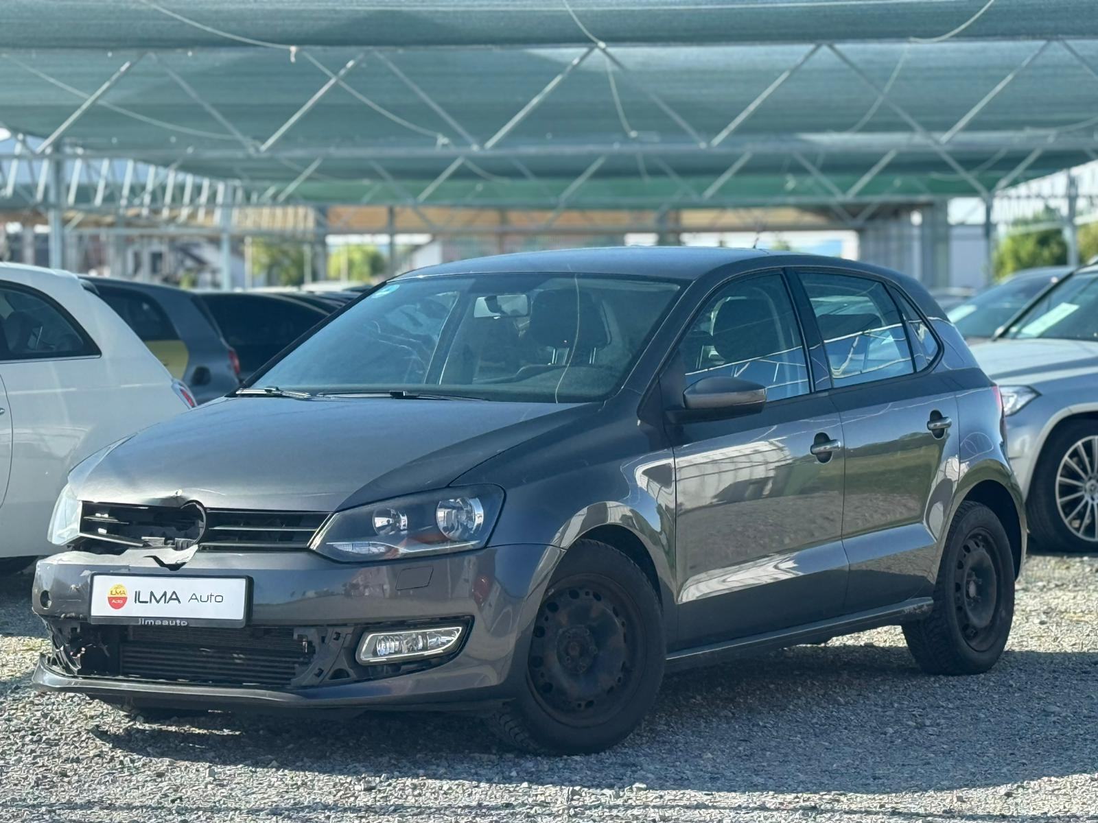 VW POLO 1.6 TDI - oštećeno vozilo, fotografija 3