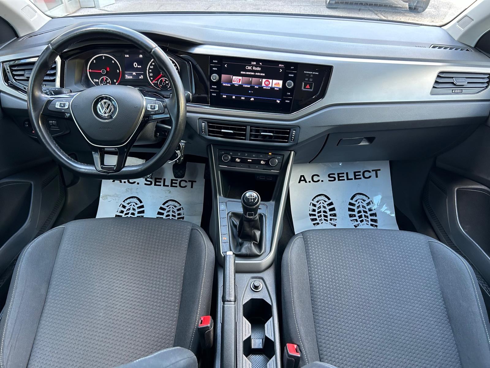 VW Polo 1,6 TDI R Line - 2020 - LED - GARANCIJA - SERVIS - REG.1.GOD.!, fotografija 8