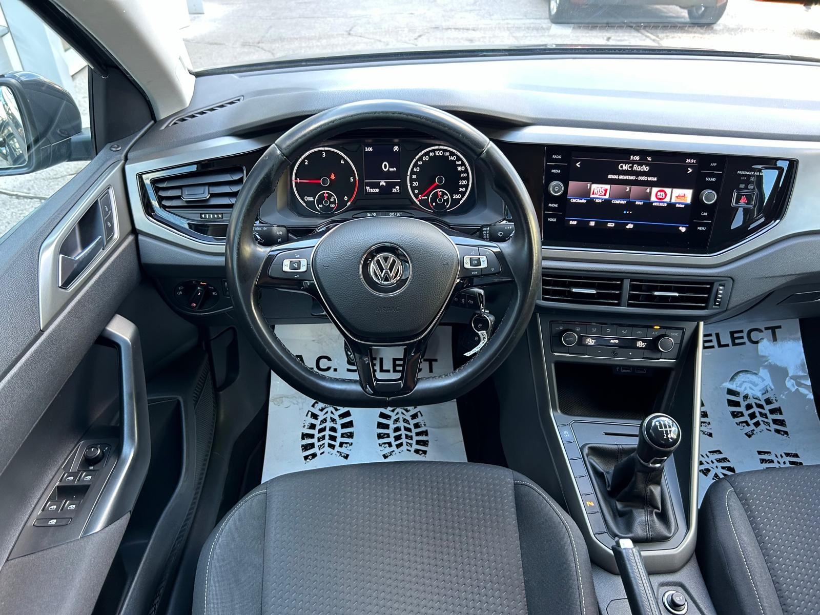 VW Polo 1,6 TDI R Line - 2020 - LED - GARANCIJA - SERVIS - REG.1.GOD.!, fotografija 9