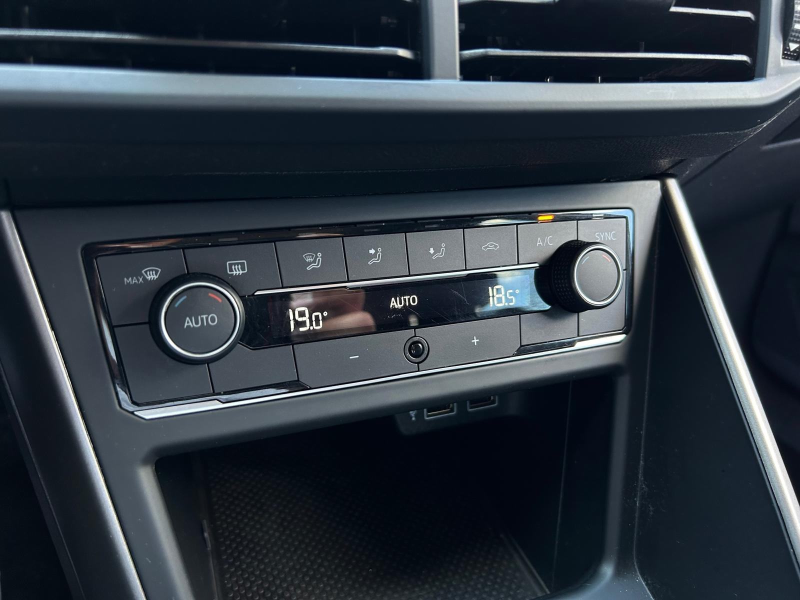 VW Polo 1,6 TDI R Line - 2020 - LED - GARANCIJA - SERVIS - REG.1.GOD.!, fotografija 16