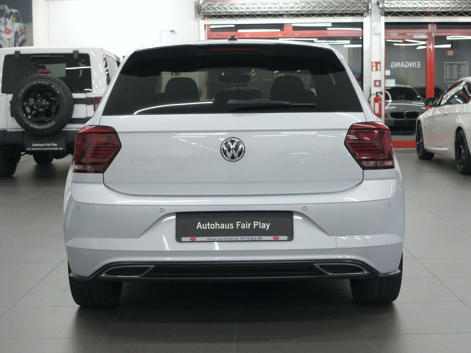VW Polo 1,6 TDI R-LINE LED NAVI AMBIENT L. BOJA White Silver Metallic, fotografija 16
