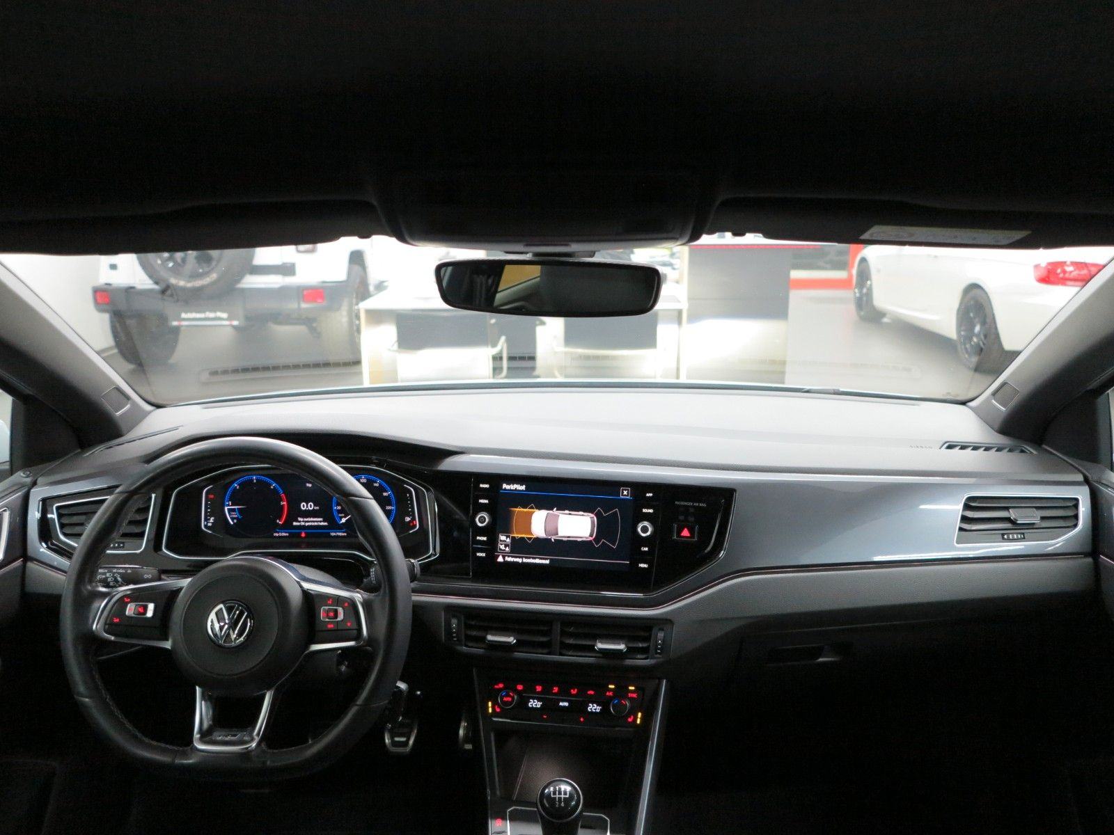 VW Polo 1,6 TDI R-LINE LED NAVI AMBIENT L. BOJA White Silver Metallic, fotografija 9