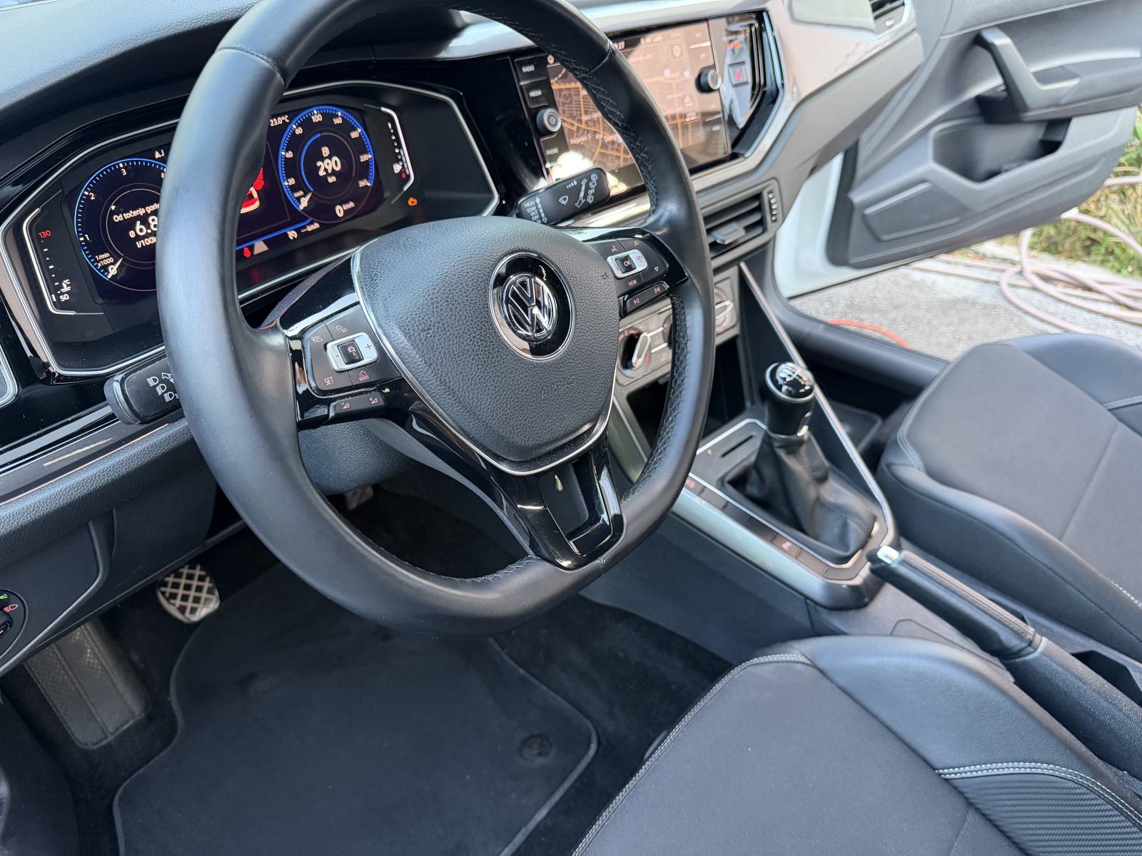 VW Polo 1,6 TDI R-Line, fotografija 7
