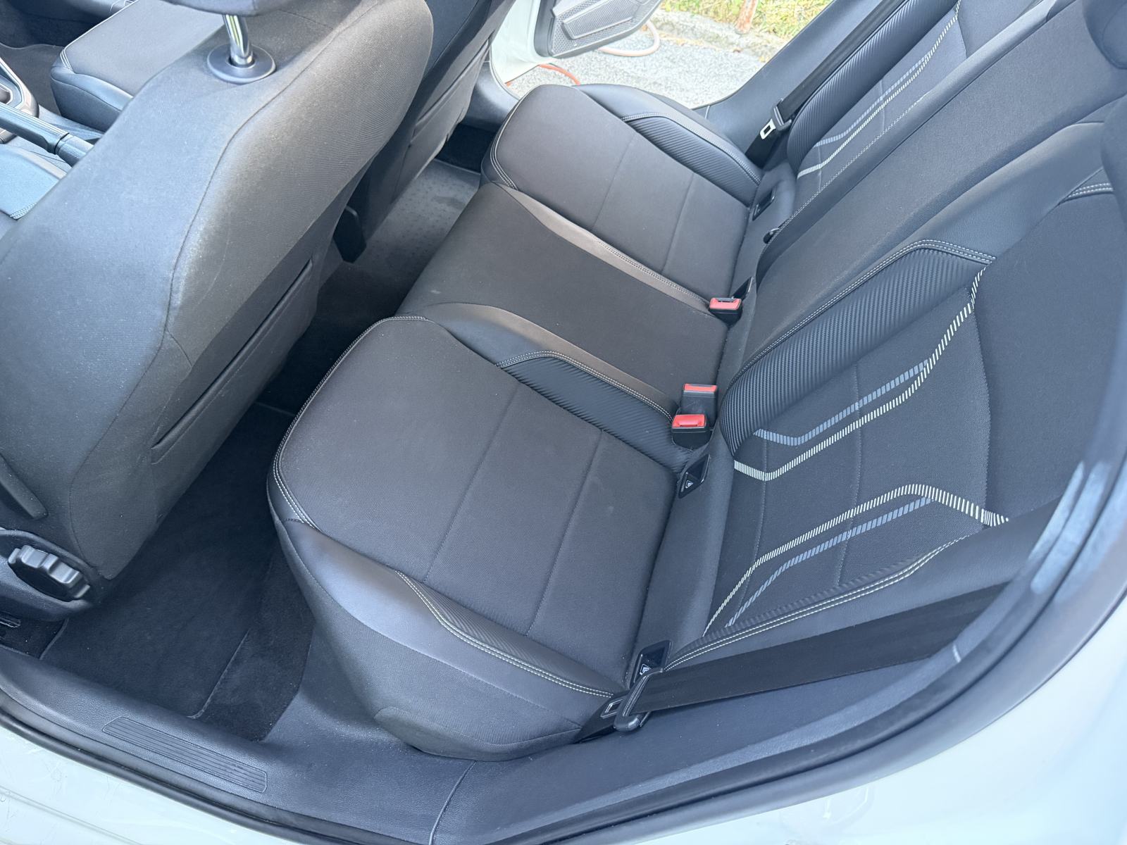 VW Polo 1,6 TDI R-Line, fotografija 11