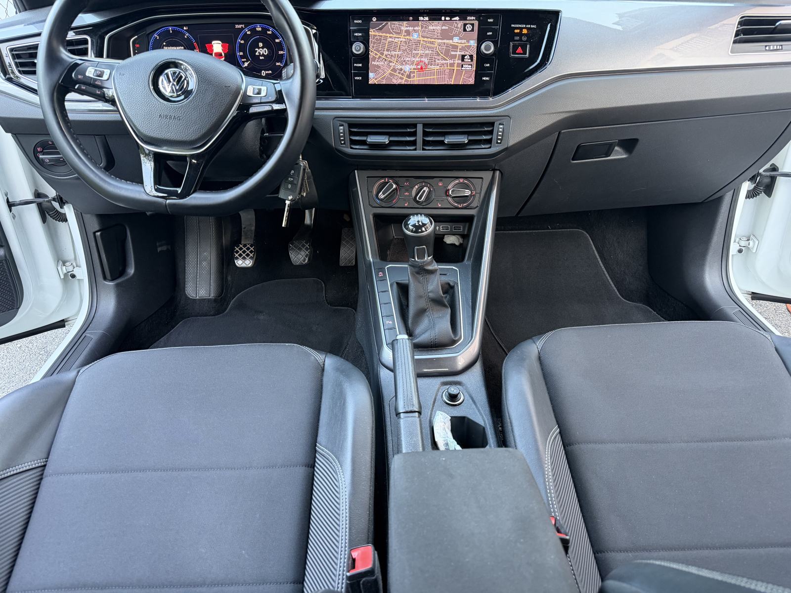 VW Polo 1,6 TDI R-Line, fotografija 9