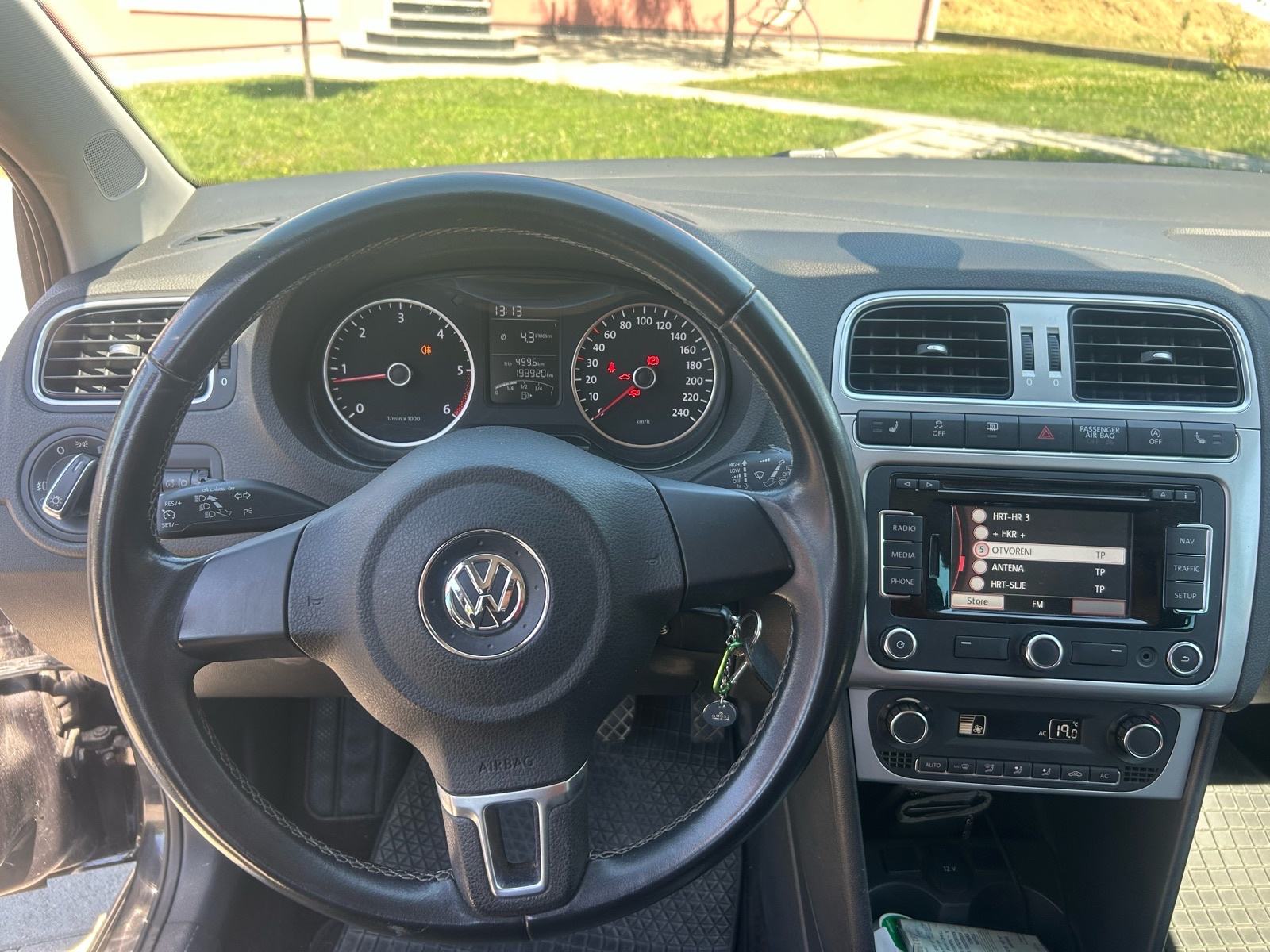 VW Polo 1,6 TDI reg.5/2027, fotografija 17